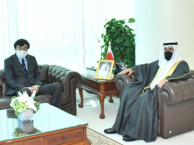 اقرأ المزيد عن  وزير شؤون مجلسي الشورى والنواب يستقبل السفير الياباني
