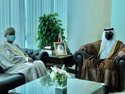 اقرأ المزيد عن  وزير شؤون مجلسي الشورى والنواب يودع السفير العماني