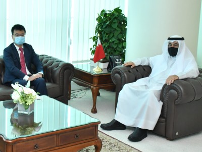 اقرأ المزيد عن  وزير شؤون مجلسي الشورى والنواب يستقبل المدير التنفيذي لشركة هواوي البحرين