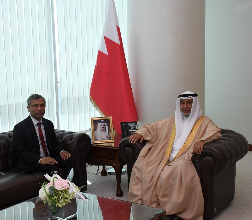 وزير شؤون مجلسي الشورى والنواب يستقبل سفير جمهورية بنغلاديش الشعبية 